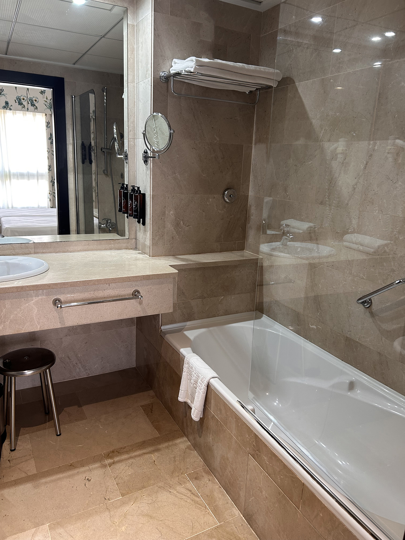 007_alta_senatoráguilas Doble Éstandar.jpeg